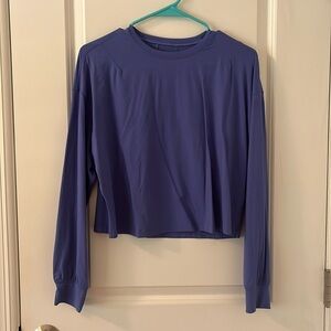 Lululemon workout top